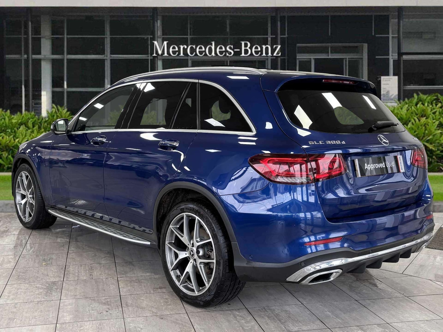 Used Mercedes-Benz GLC 2020 for sale - 77011060: Photo 3