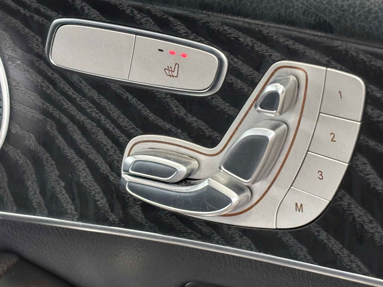 Used Mercedes-Benz GLC 2020 for sale - 77011060: Photo 34