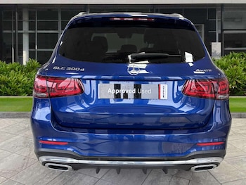 Used Mercedes-Benz GLC 2020 for sale - 77011060: Photo