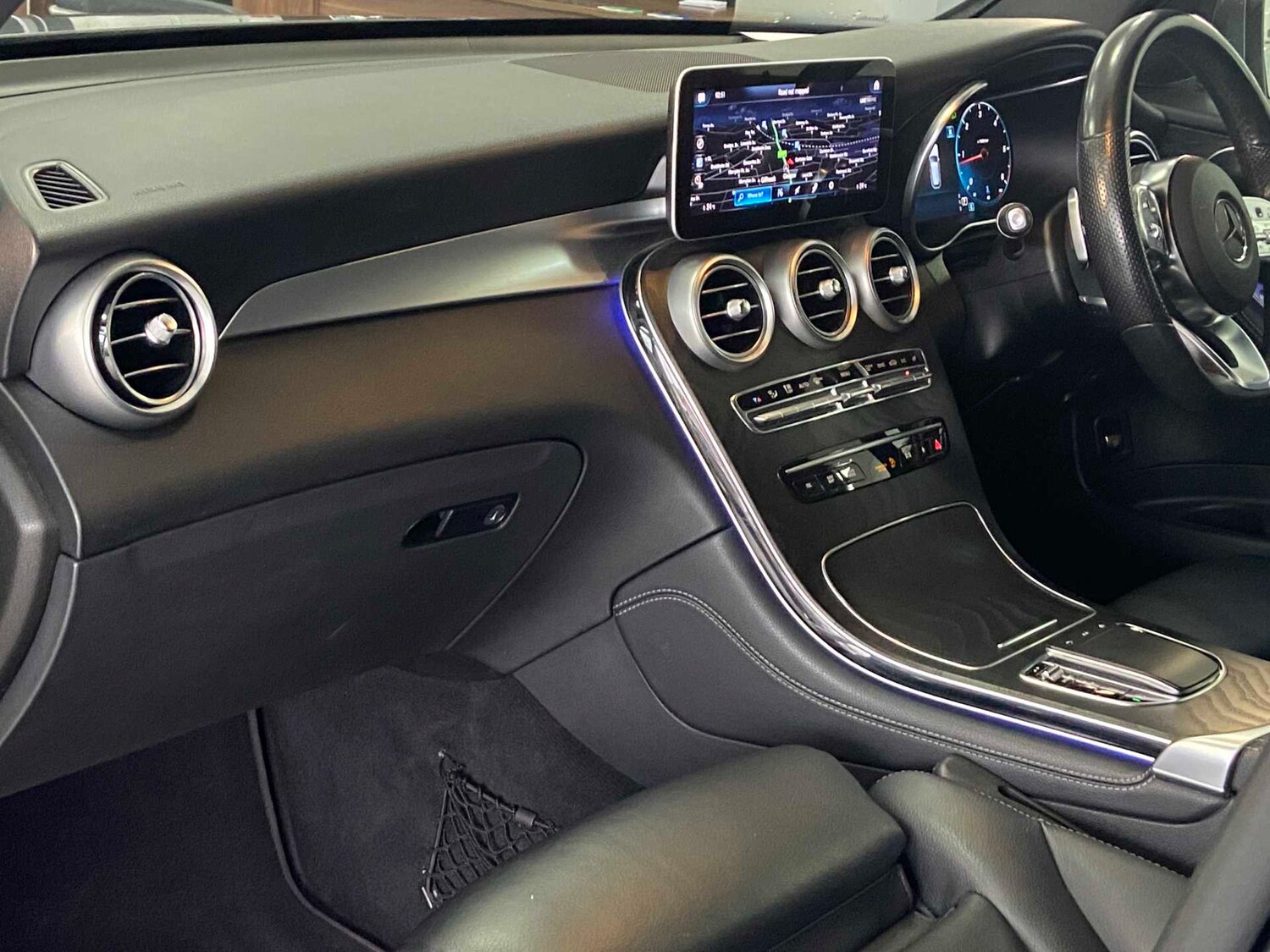 Used Mercedes-Benz GLC 2020 for sale - 77913762: Photo 30