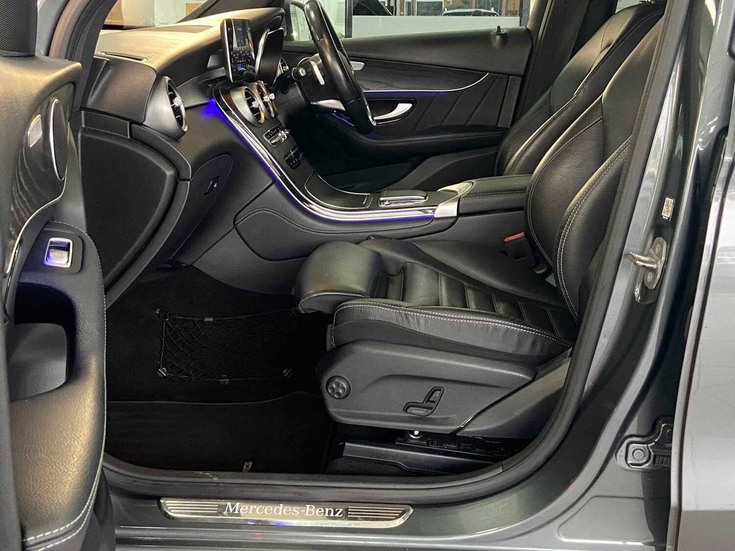 Used Mercedes-Benz GLC 2020 for sale - 77913762: Photo 32