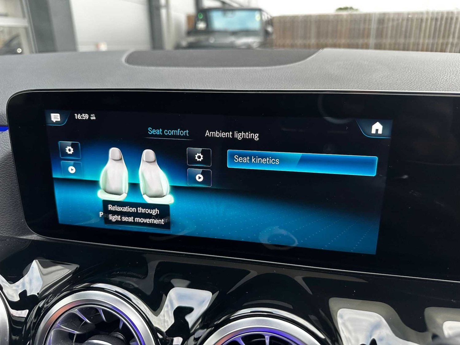 Used Mercedes-Benz GLA 2021 for sale - 77134941: Photo 12