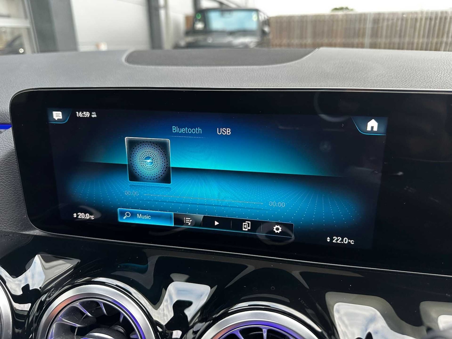 Used Mercedes-Benz GLA 2021 for sale - 77134941: Photo 34