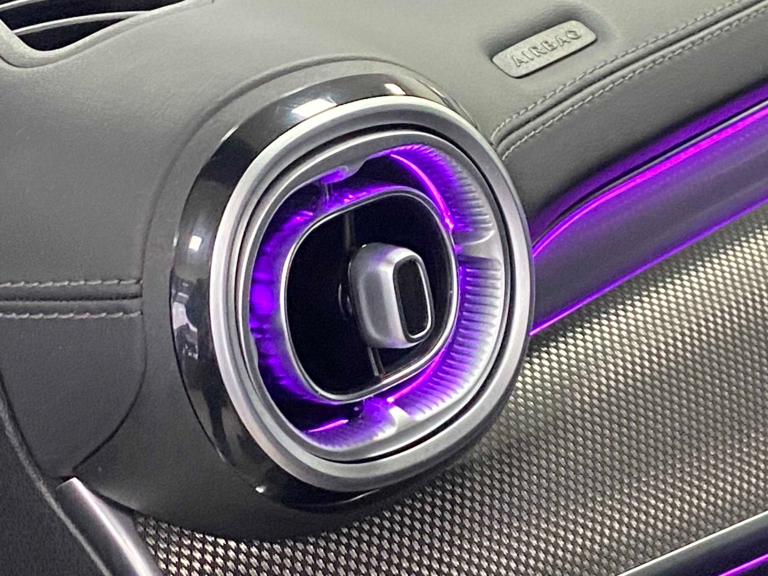 Used Mercedes-Benz C Class 2023 for sale - 76501810: Photo 16