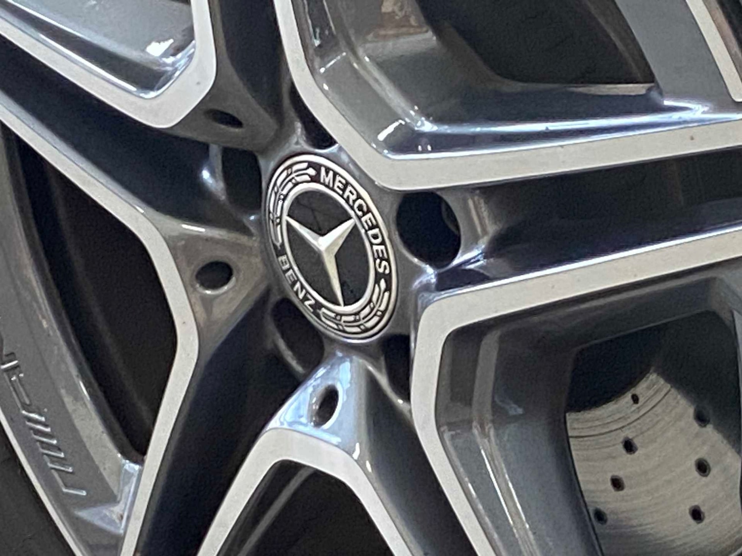 Used Mercedes-Benz GLC 2022 for sale - 76421135: Photo 15