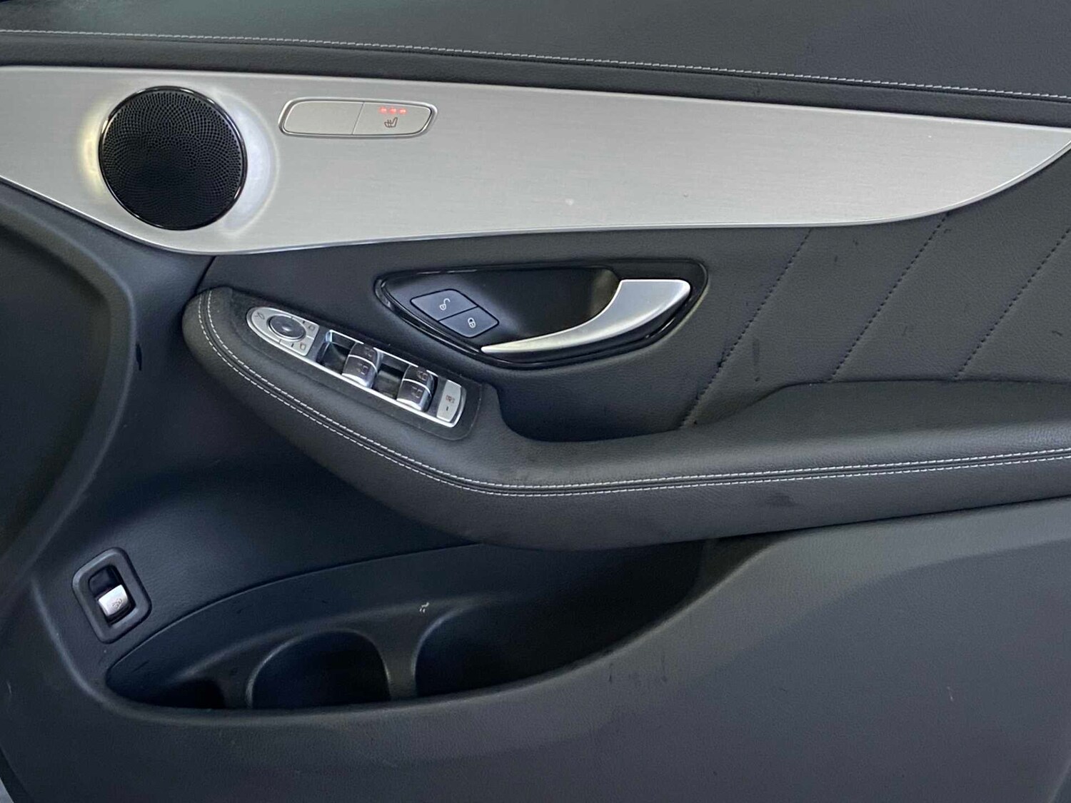 Used Mercedes-Benz GLC 2022 for sale - 76421135: Photo 22