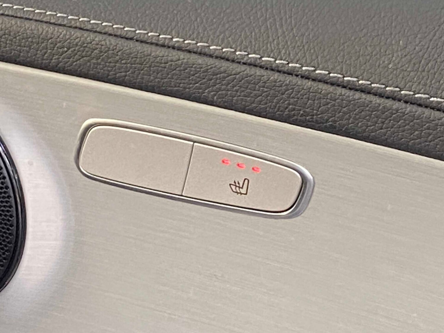 Used Mercedes-Benz GLC 2022 for sale - 76421135: Photo 23