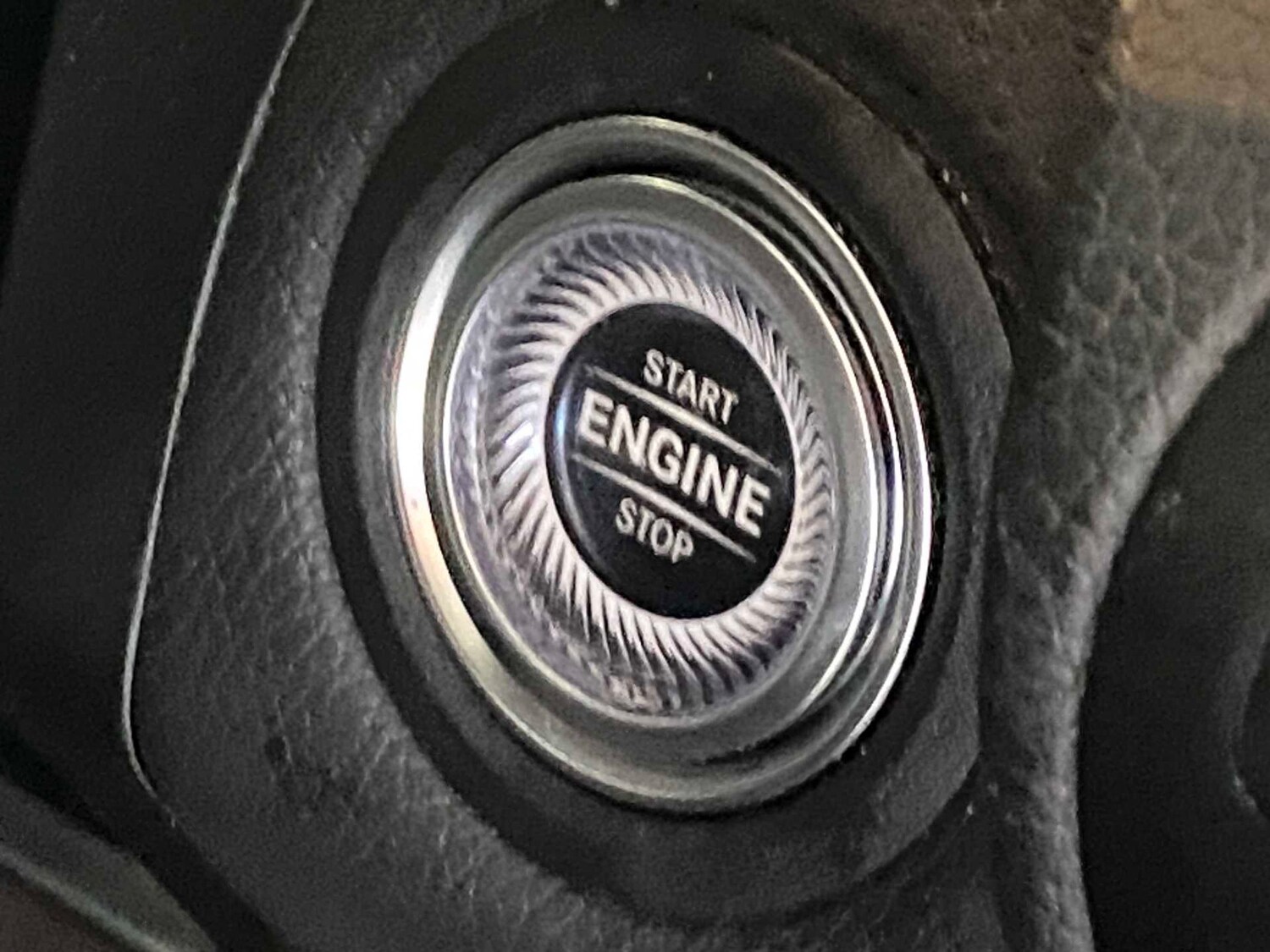 Used Mercedes-Benz GLC 2022 for sale - 76421135: Photo 25