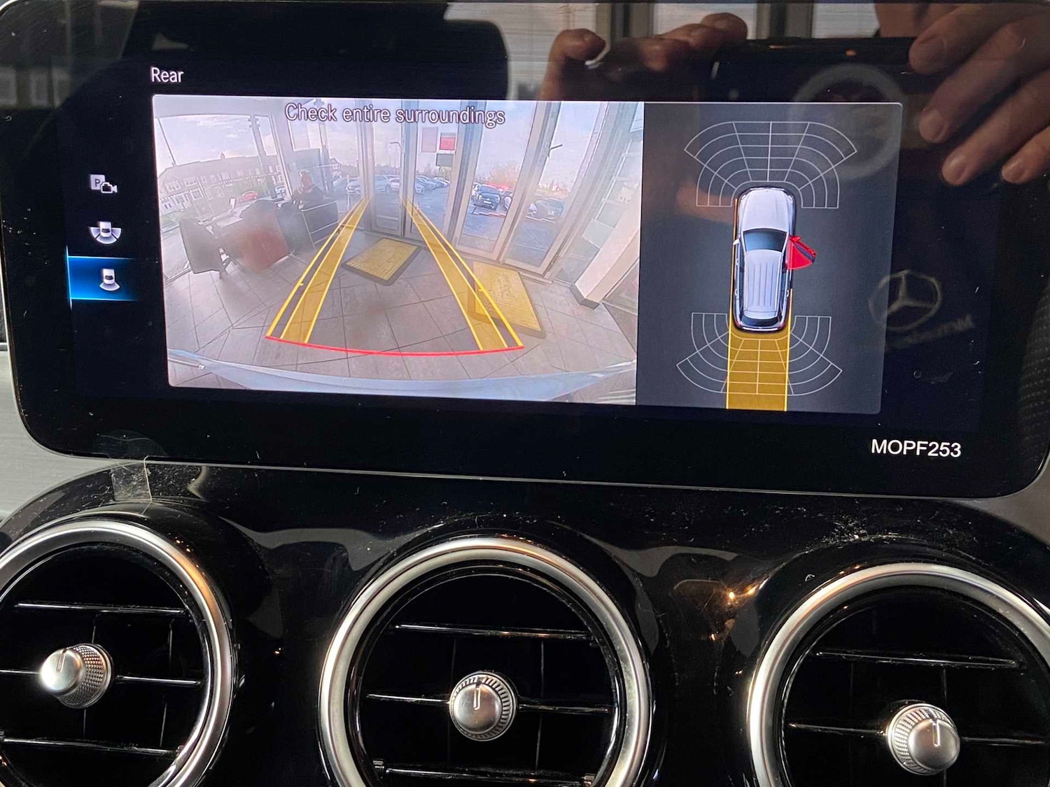 Used Mercedes-Benz GLC 2022 for sale - 76421135: Photo 30