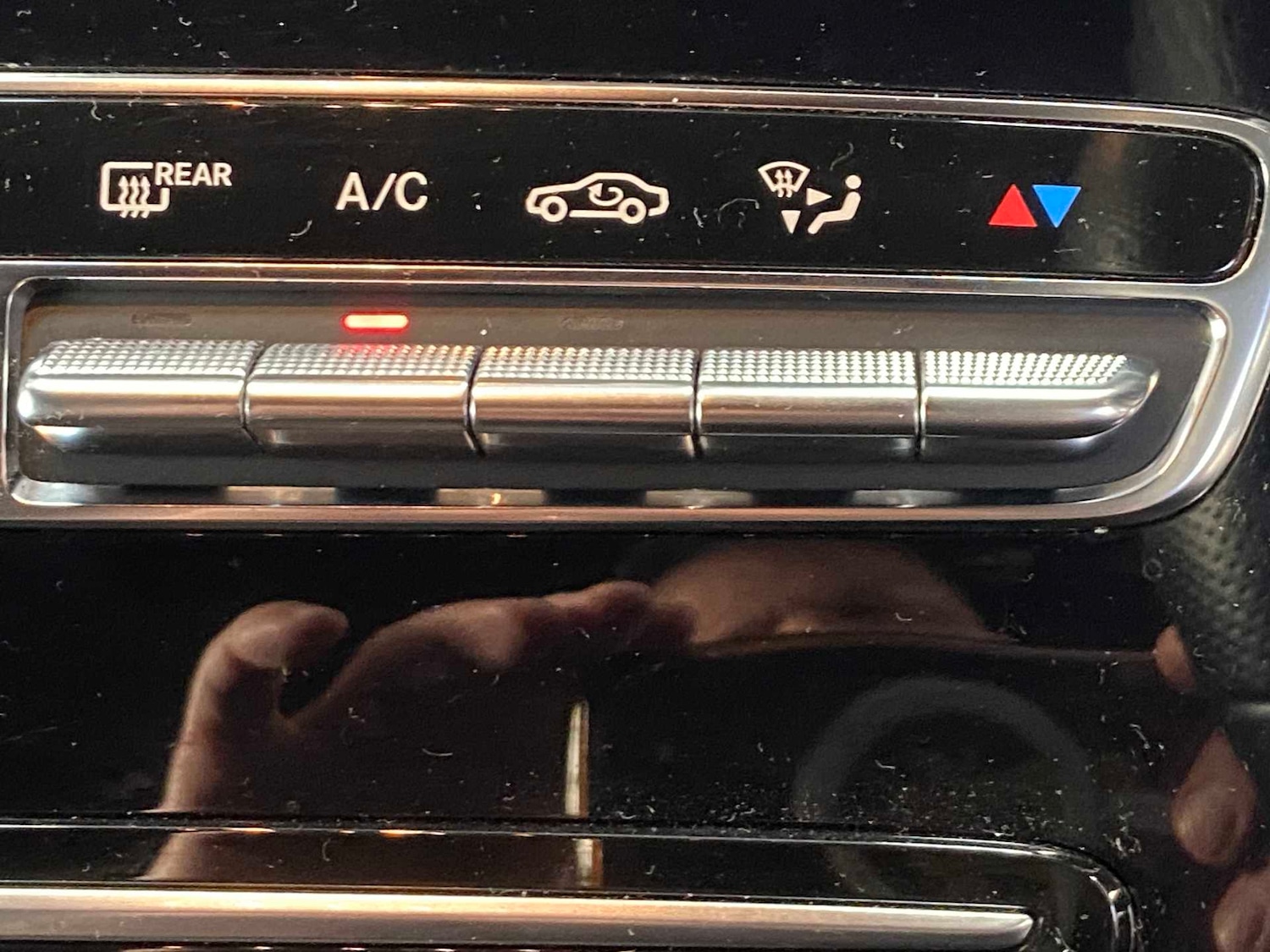 Used Mercedes-Benz GLC 2022 for sale - 76421135: Photo 31