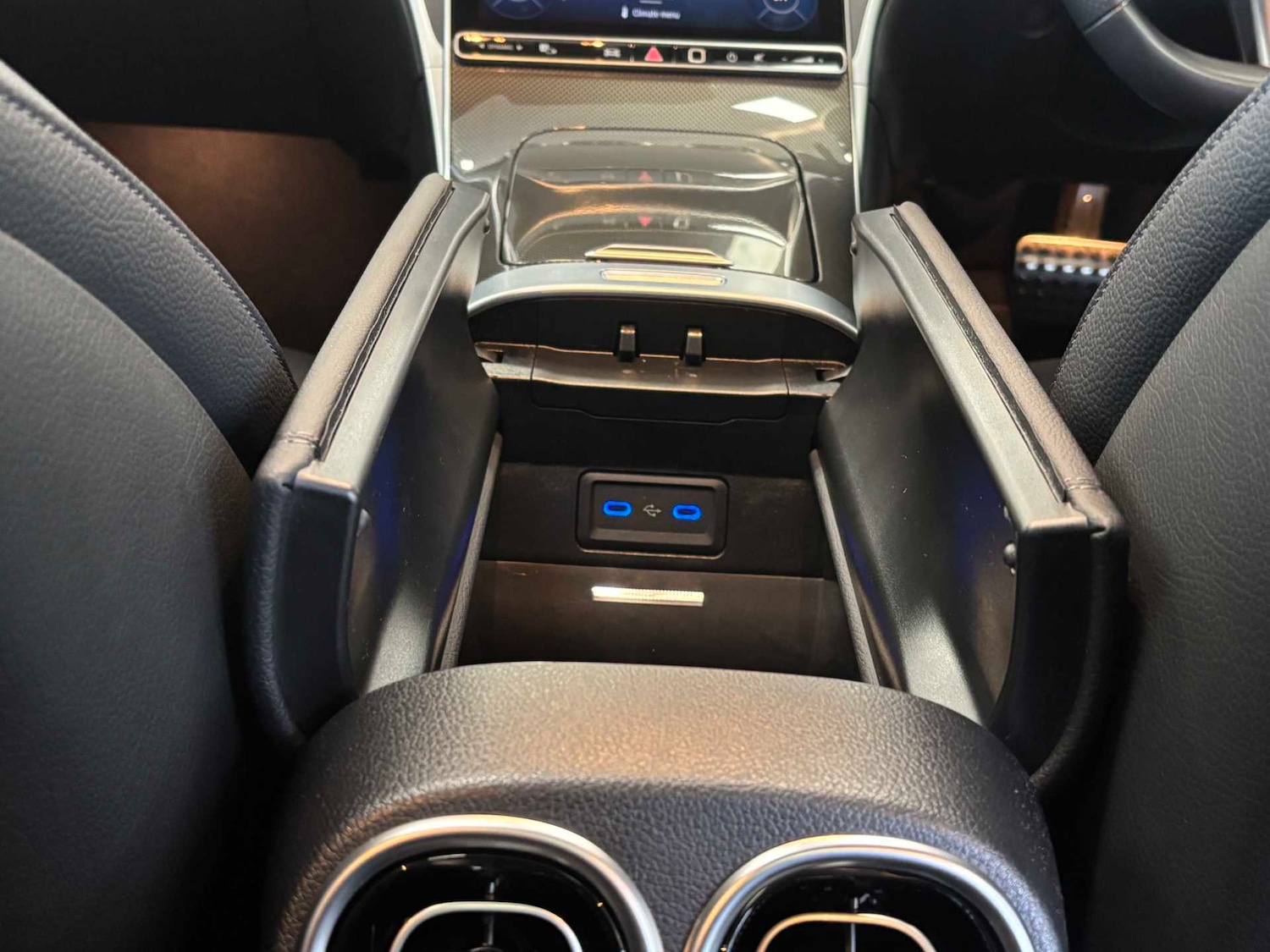 Used Mercedes-Benz C Class for sale - 77480611: Photo 32