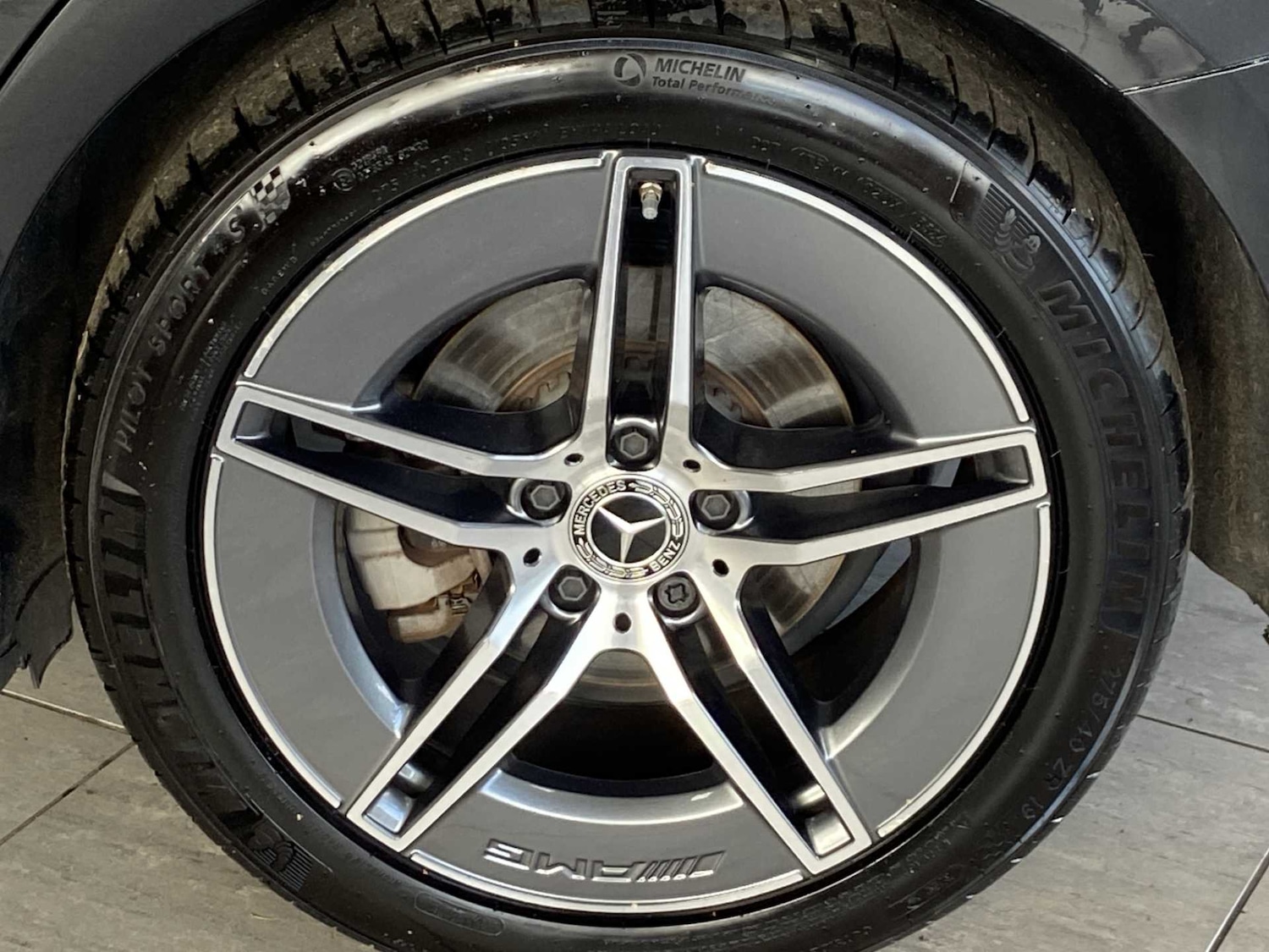 Used Mercedes-Benz E Class 2024 for sale - 76576078: Photo 11