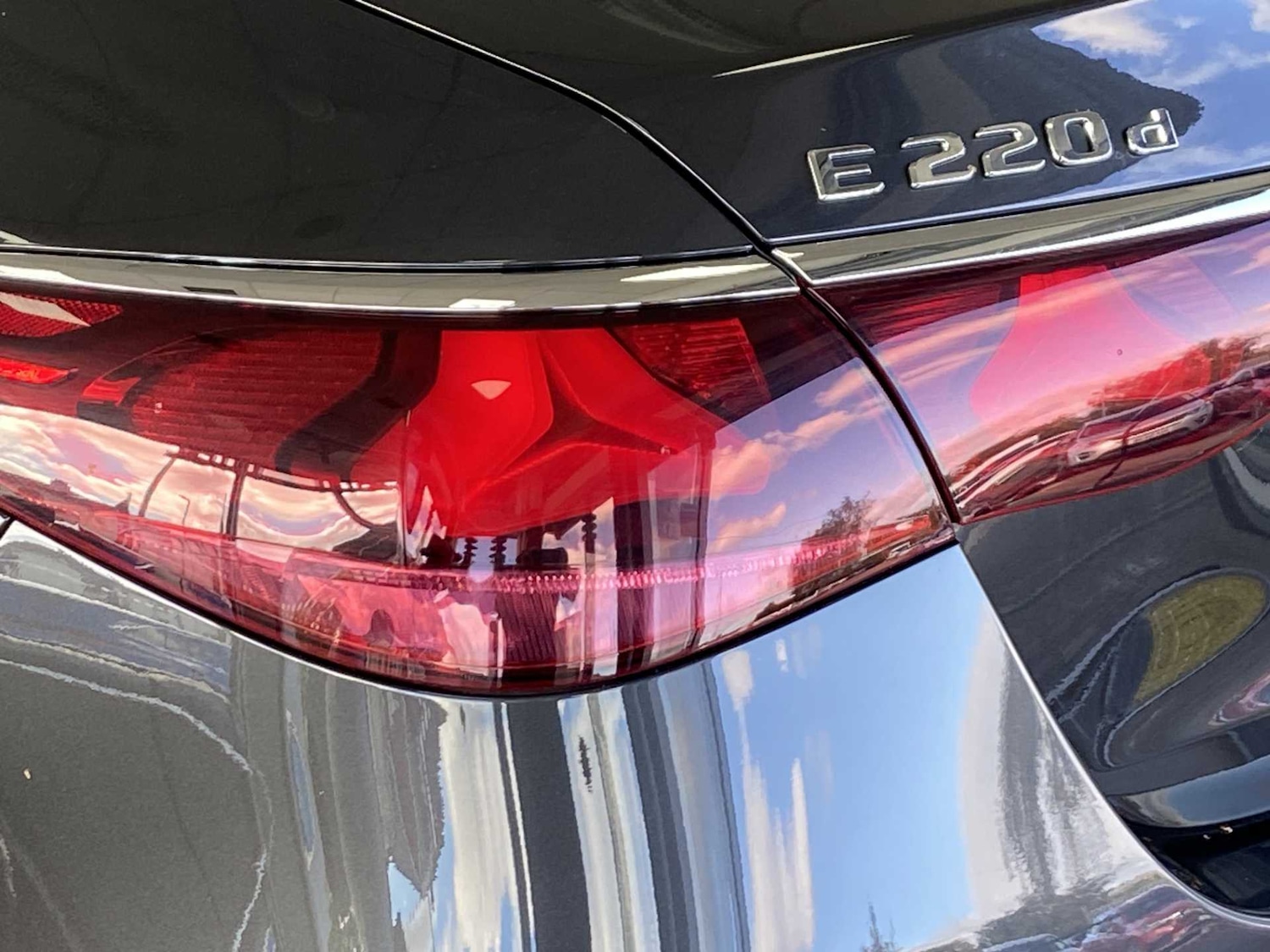 Used Mercedes-Benz E Class 2024 for sale - 76576078: Photo 16