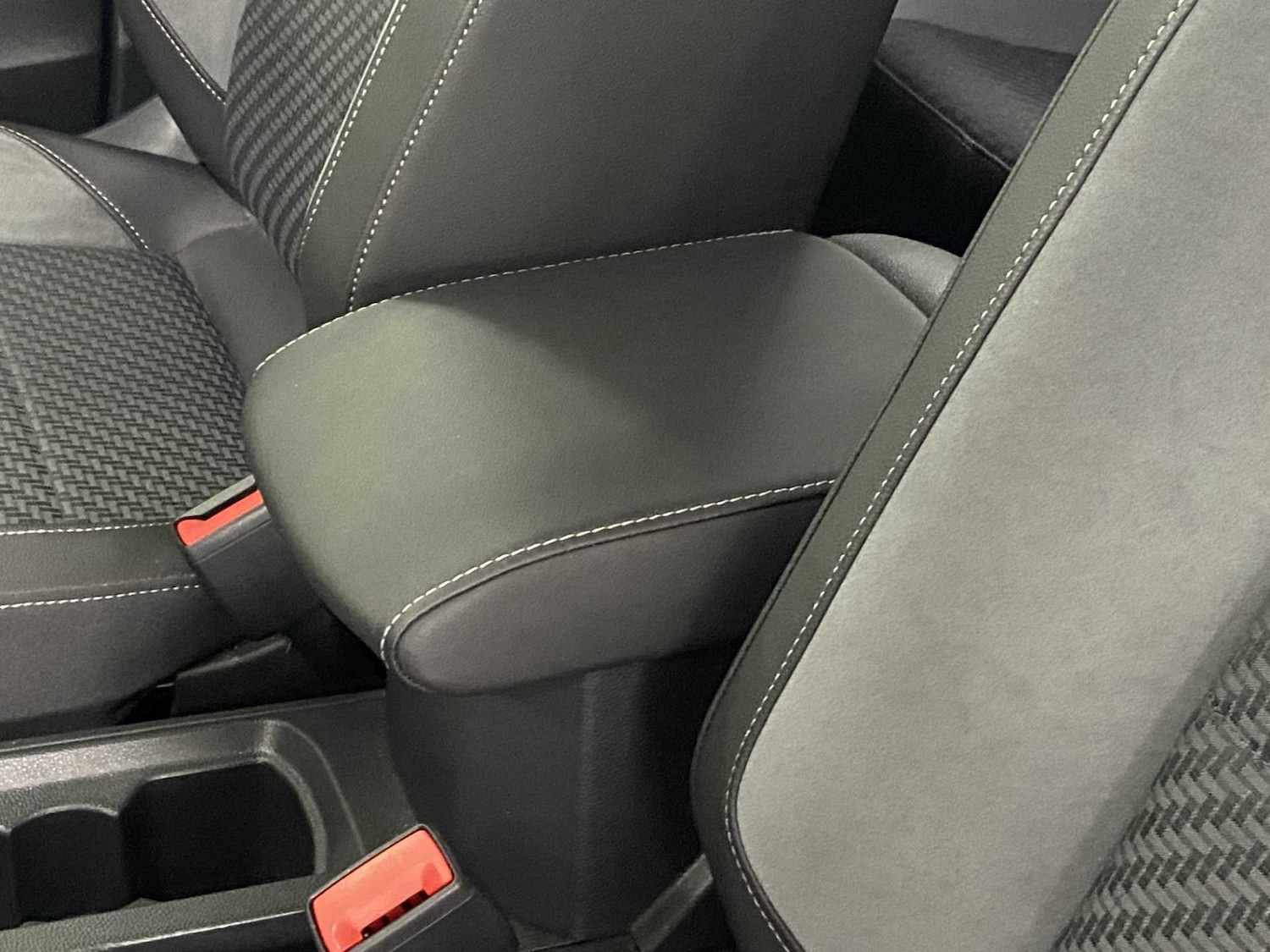 Used Volkswagen T-Roc 2020 for sale - 76298435: Photo 19