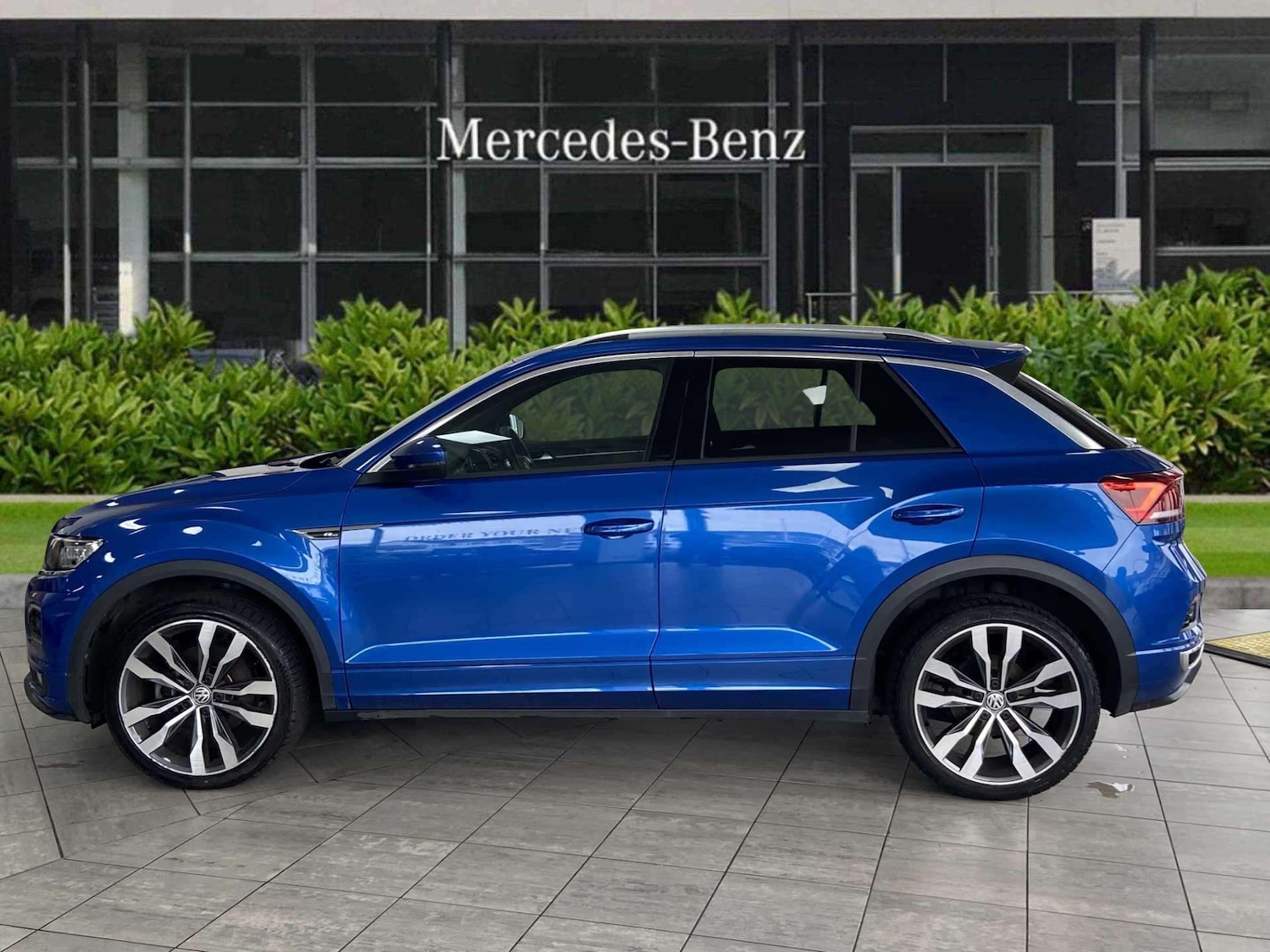 Used Volkswagen T-Roc 2020 for sale - 76298435: Photo 2