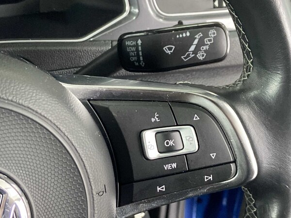 Used Volkswagen T-Roc 2020 for sale - 76298435: Photo 31