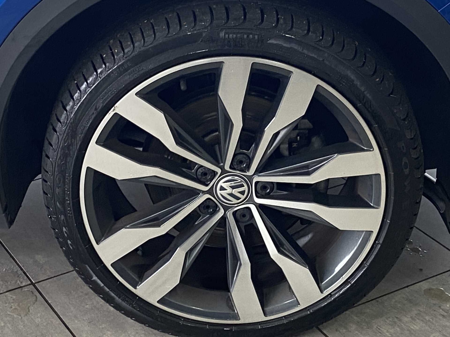 Used Volkswagen T-Roc 2020 for sale - 76298435: Photo 8