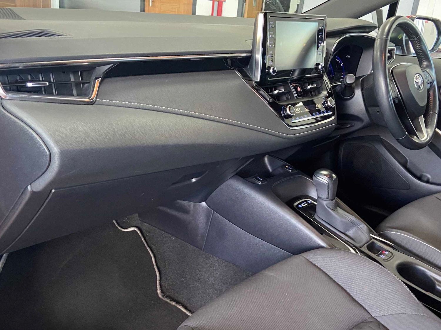 Used Toyota Corolla 2021 for sale - 76692043: Photo 18