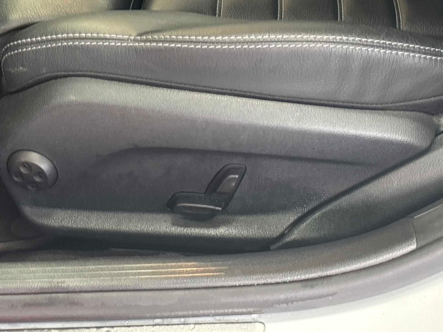 Used Mercedes-Benz C Class 2020 for sale - 77458702: Photo 30