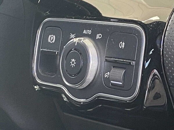 Used Mercedes-Benz CLA 2021 for sale - 75649370: Photo 25