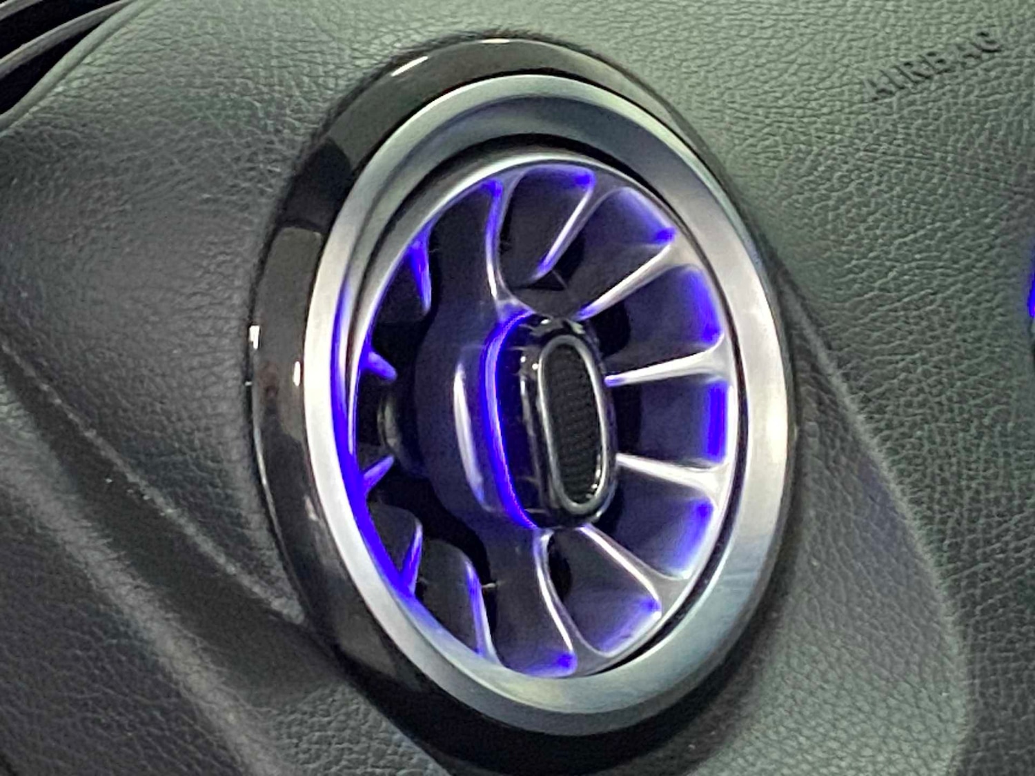 Used Mercedes-Benz GLB 2024 for sale - 76488143: Photo 22