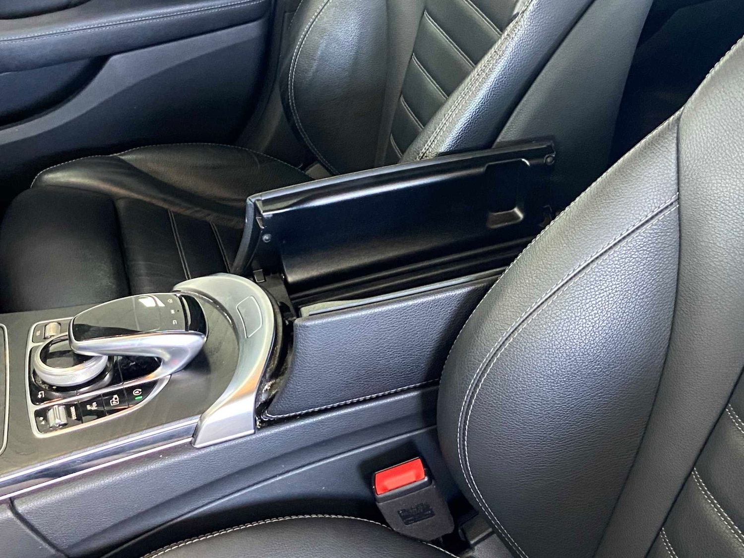 Used Mercedes-Benz C Class 2021 for sale - 76373792: Photo 15