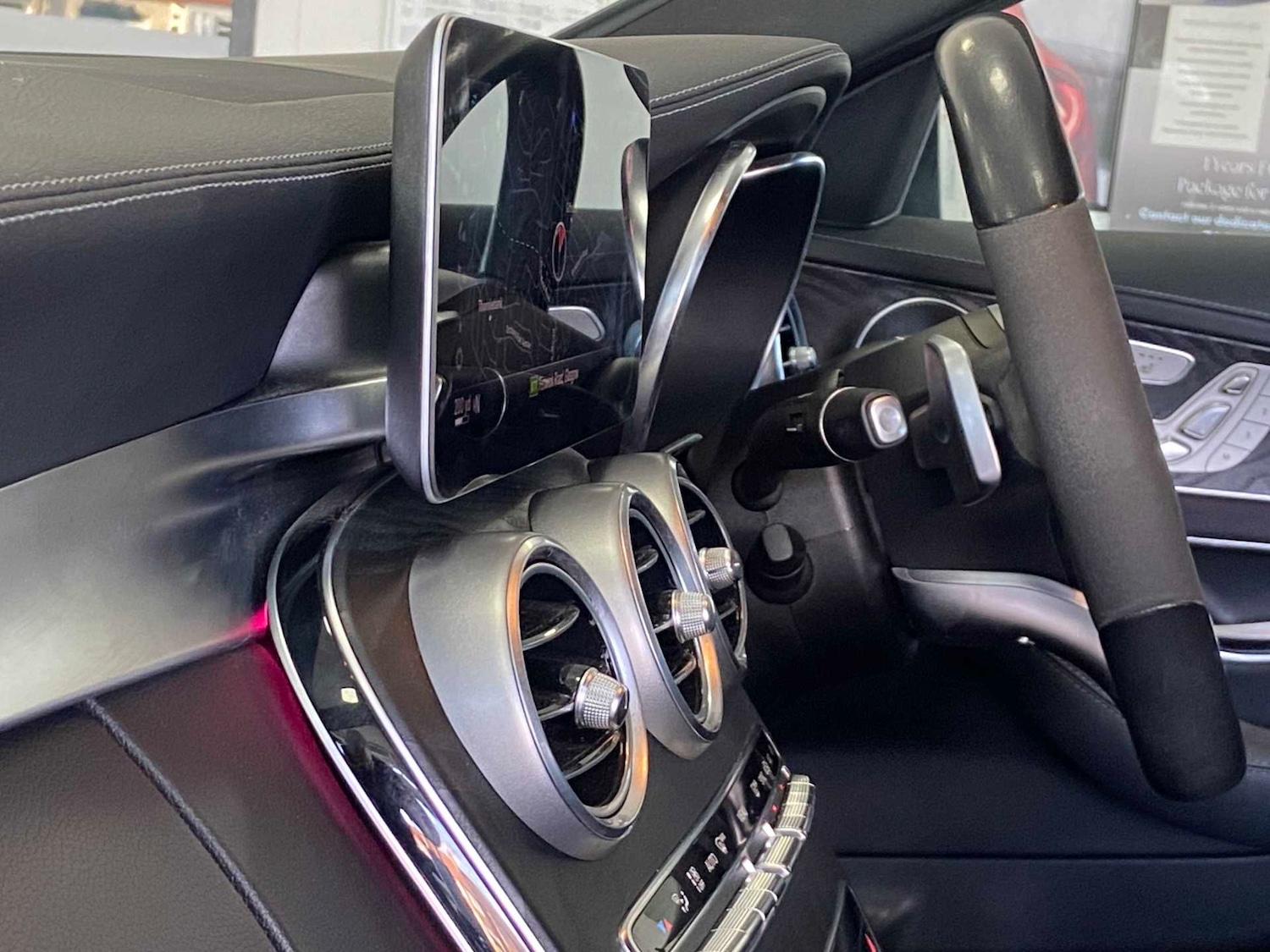 Used Mercedes-Benz C Class 2021 for sale - 76373792: Photo 17