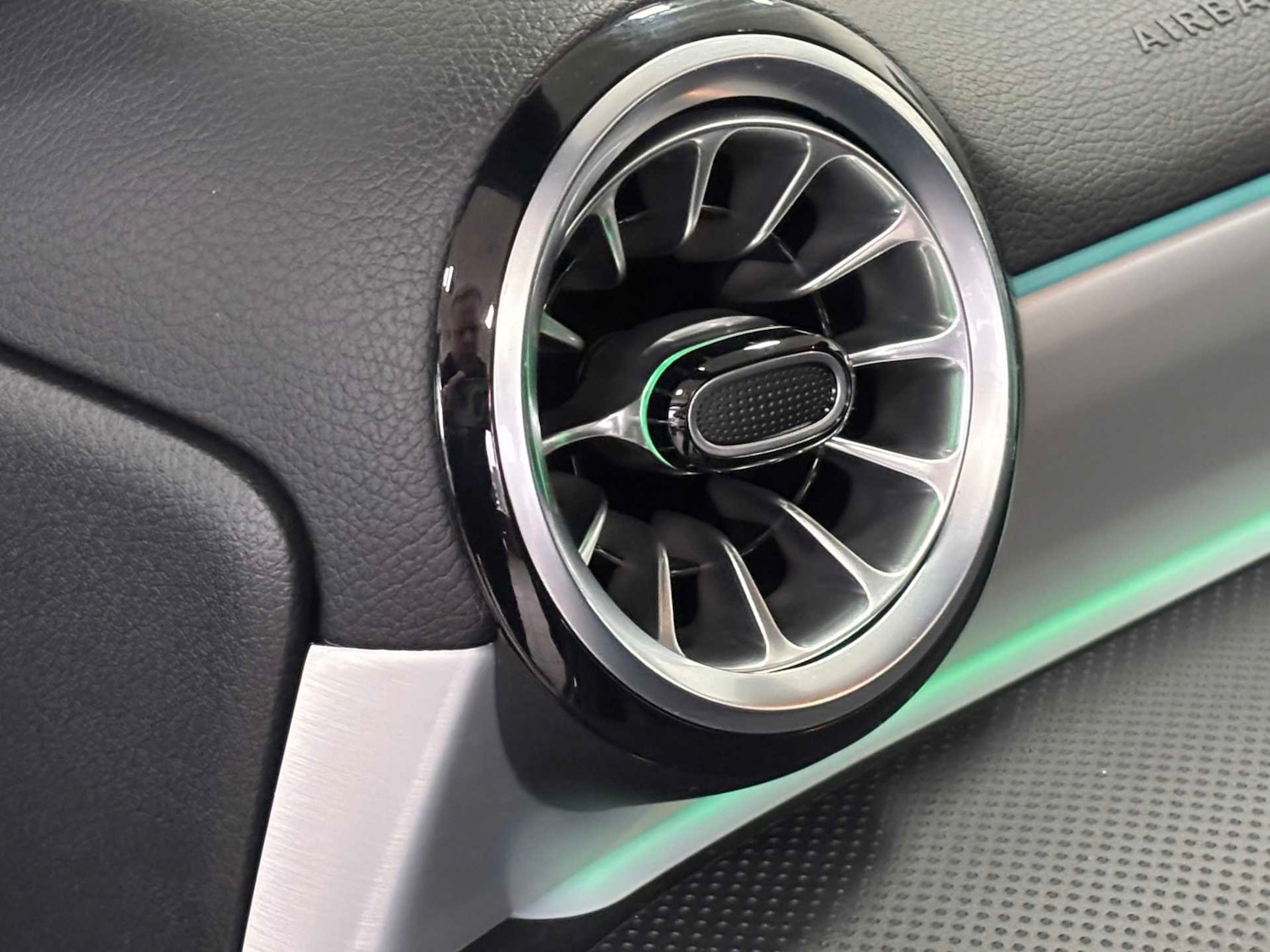 Used Mercedes-Benz A-Class 2024 for sale - 77333867: Photo 30