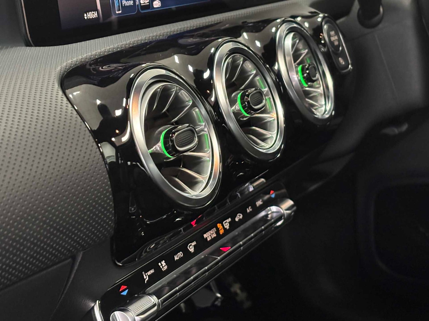 Used Mercedes-Benz A-Class 2024 for sale - 77333867: Photo 33