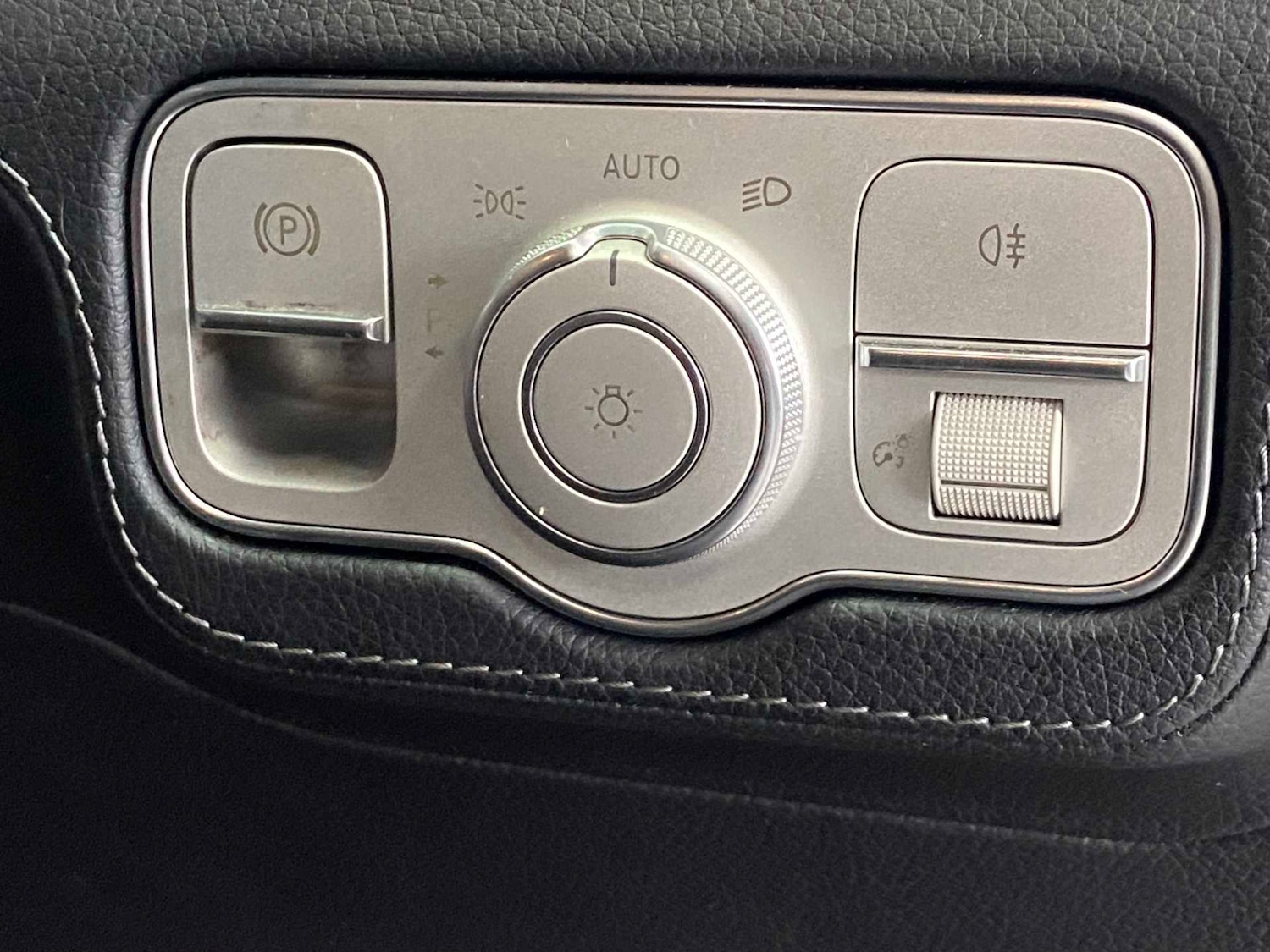 Used Mercedes-Benz GLE 2022 for sale - 76746072: Photo 32