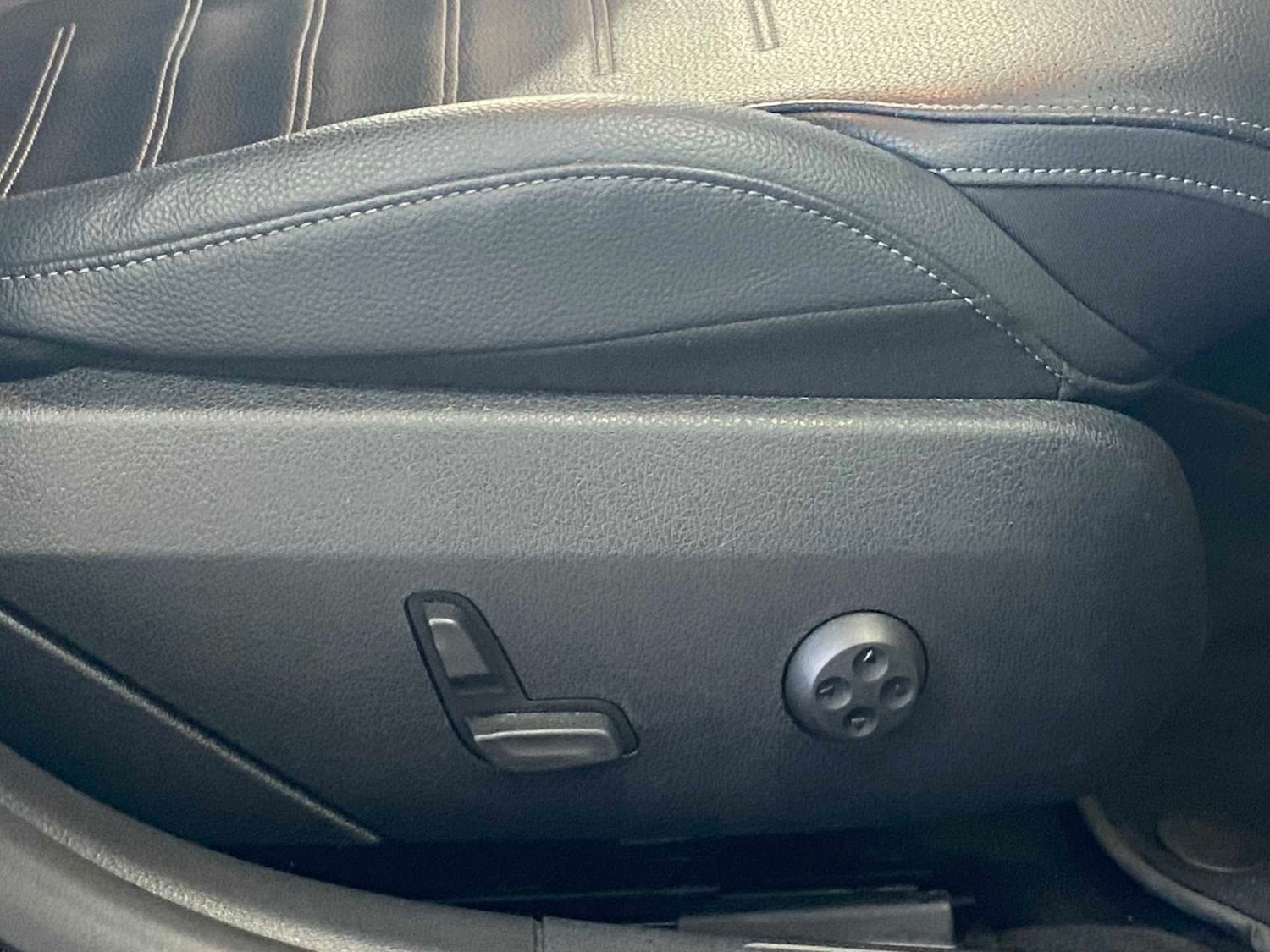 Used Mercedes-Benz C Class 2023 for sale - 76636813: Photo 27