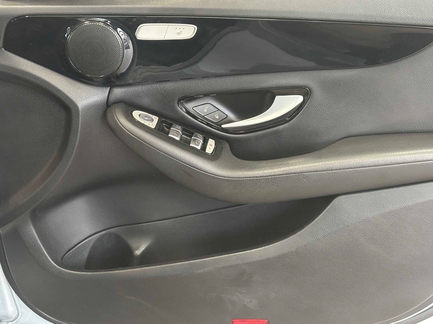 Used Mercedes-Benz C Class 2016 for sale - 77628183: Photo 28