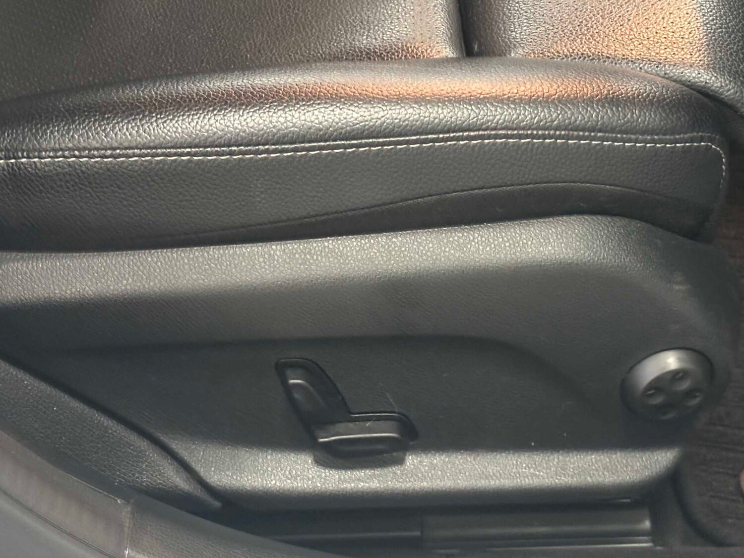 Used Mercedes-Benz C Class 2016 for sale - 77628183: Photo 34