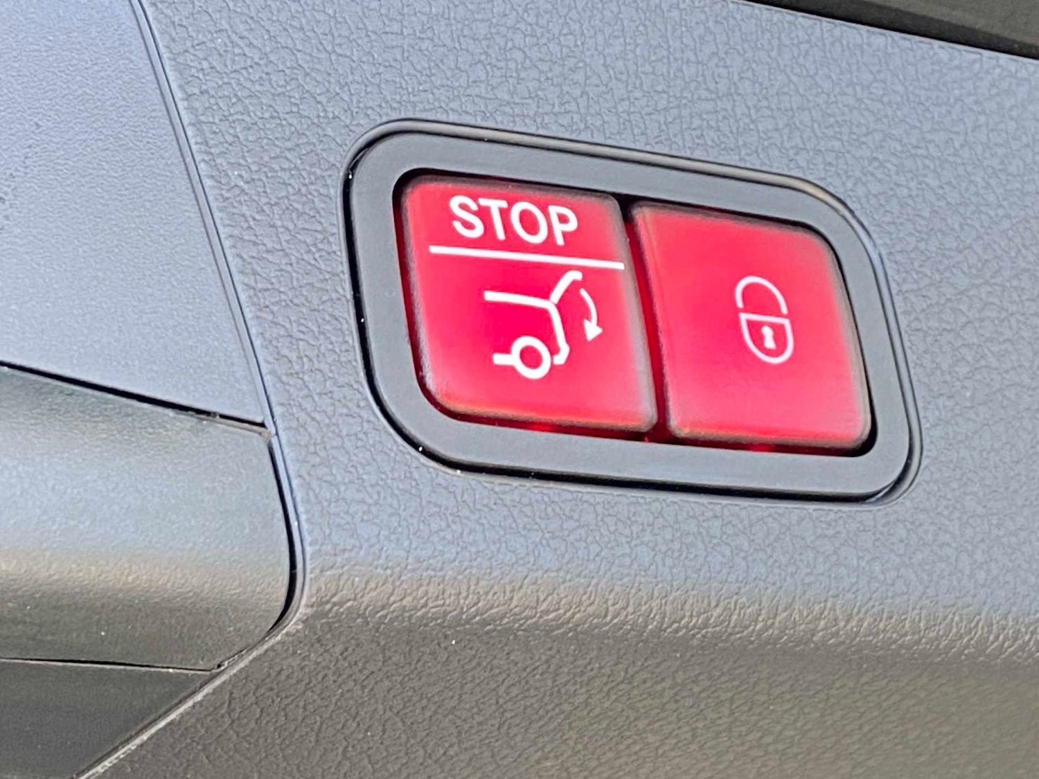 Used Mercedes-Benz GLB 2025 for sale - 77648960: Photo 15