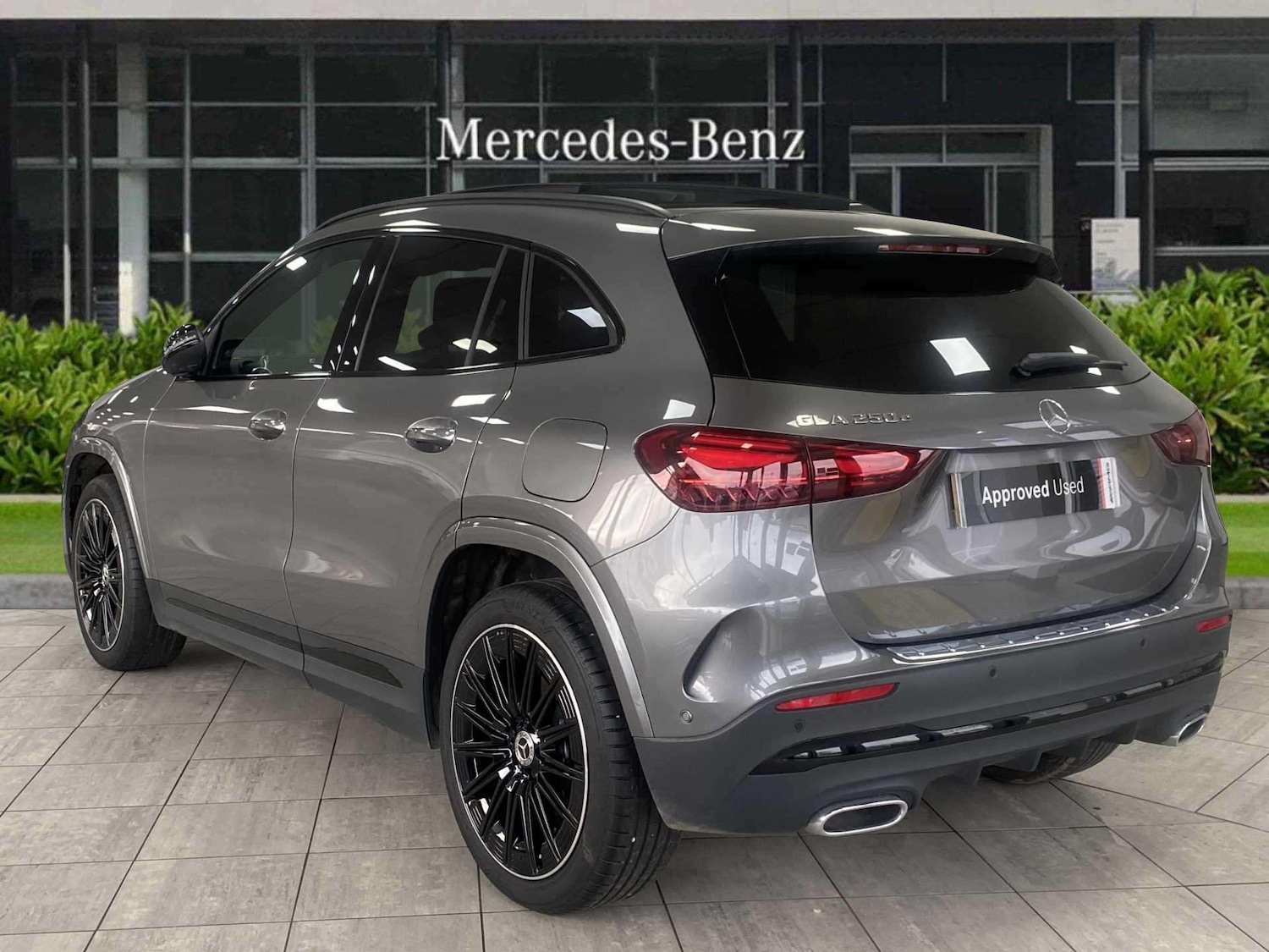 Used Mercedes-Benz GLA 2024 for sale - 76955180: Photo 3