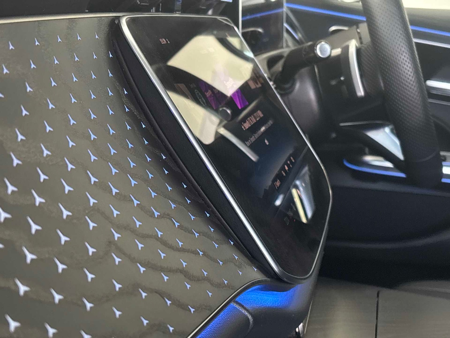 Used Mercedes-Benz E Class for sale - 77361265: Photo 27