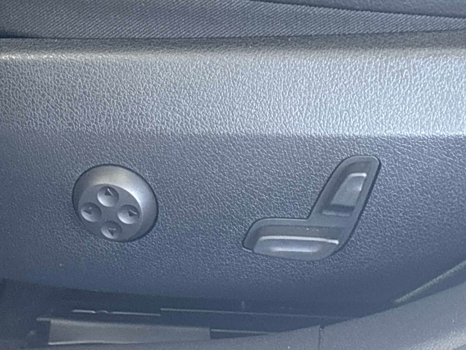 Used Mercedes-Benz E Class for sale - 77361265: Photo 30