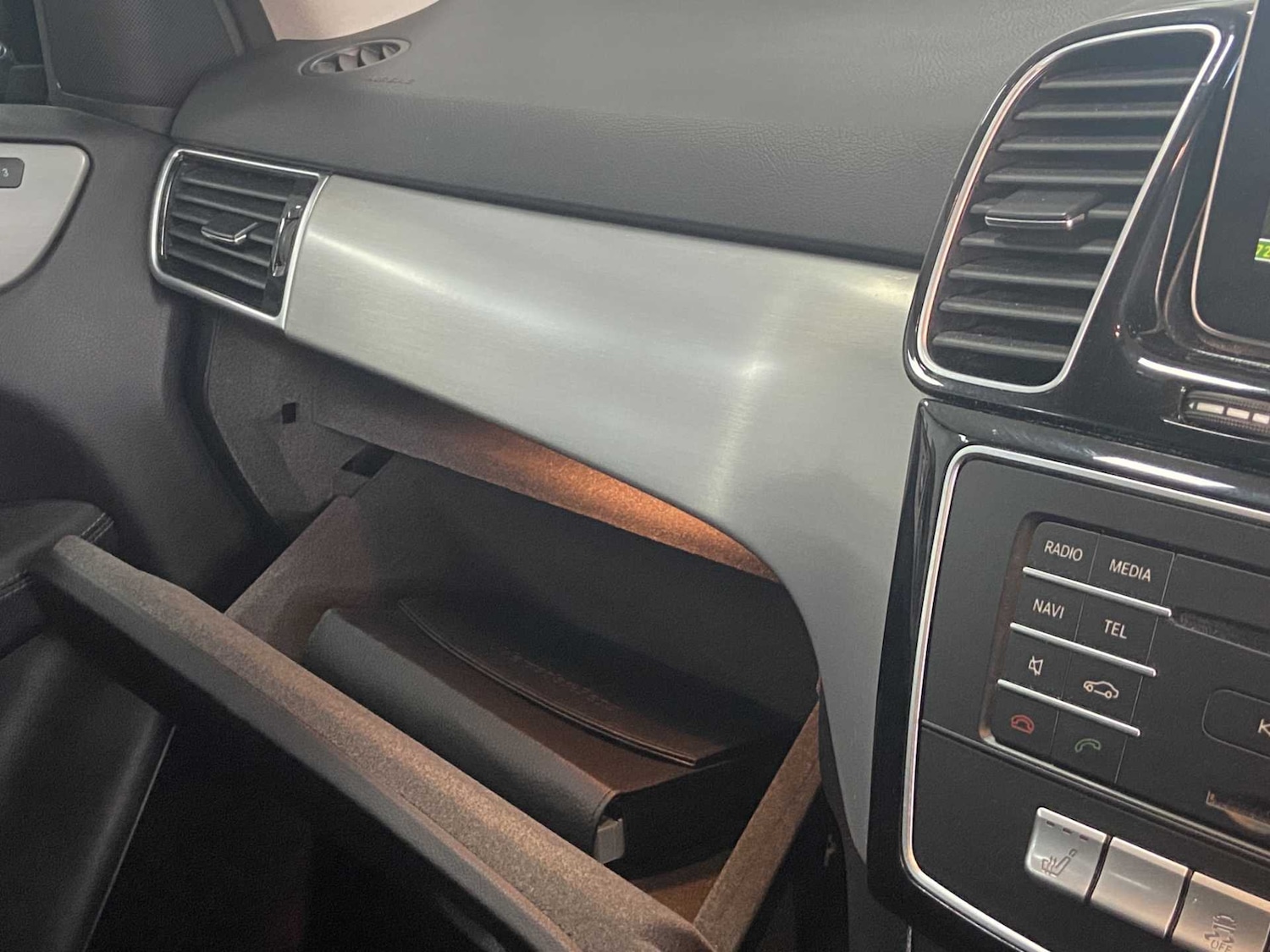 Used Mercedes-Benz GLE 2018 for sale - 76329139: Photo 31