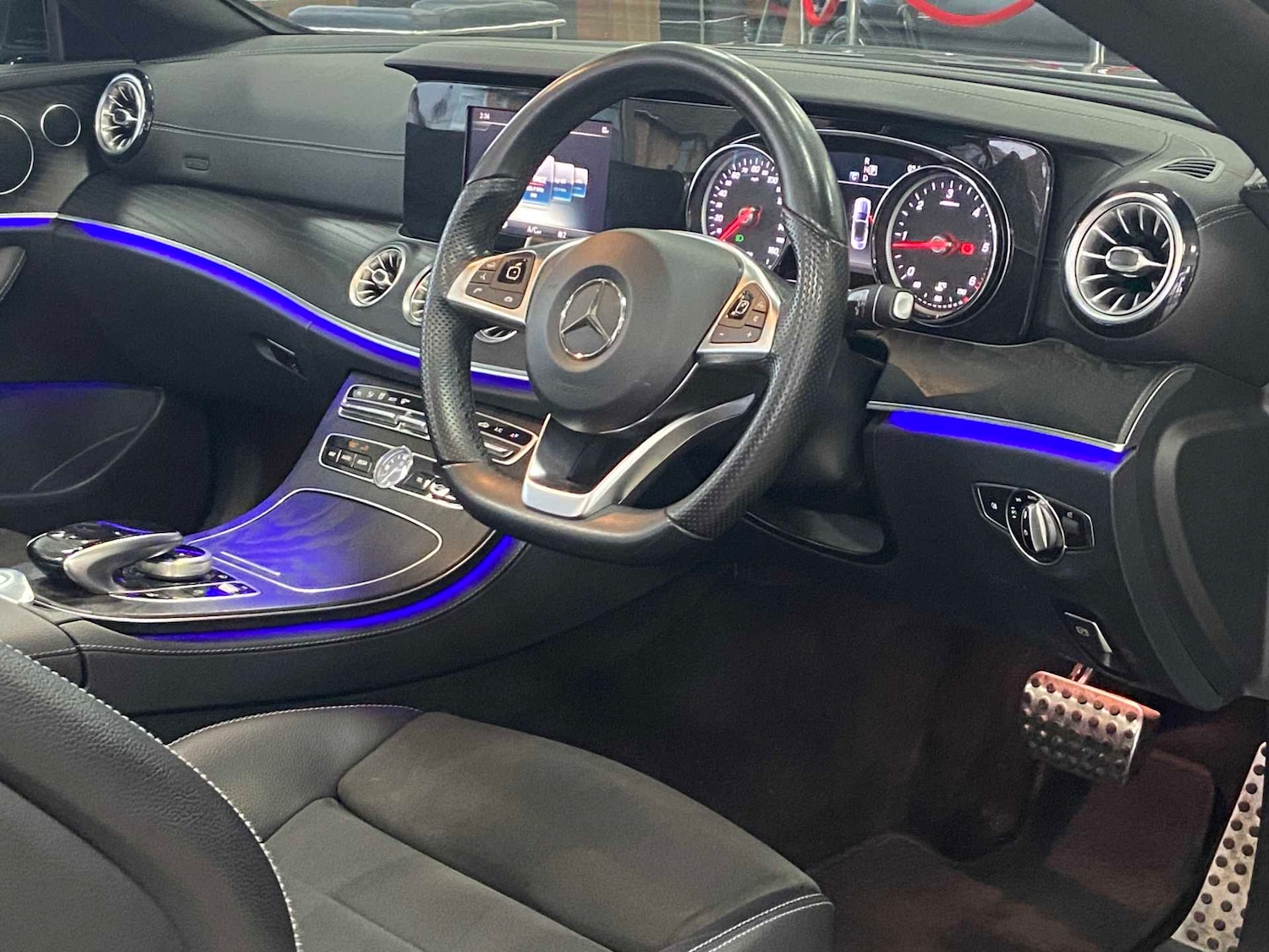 Used Mercedes-Benz E Class 2018 for sale - 77032228: Photo 30