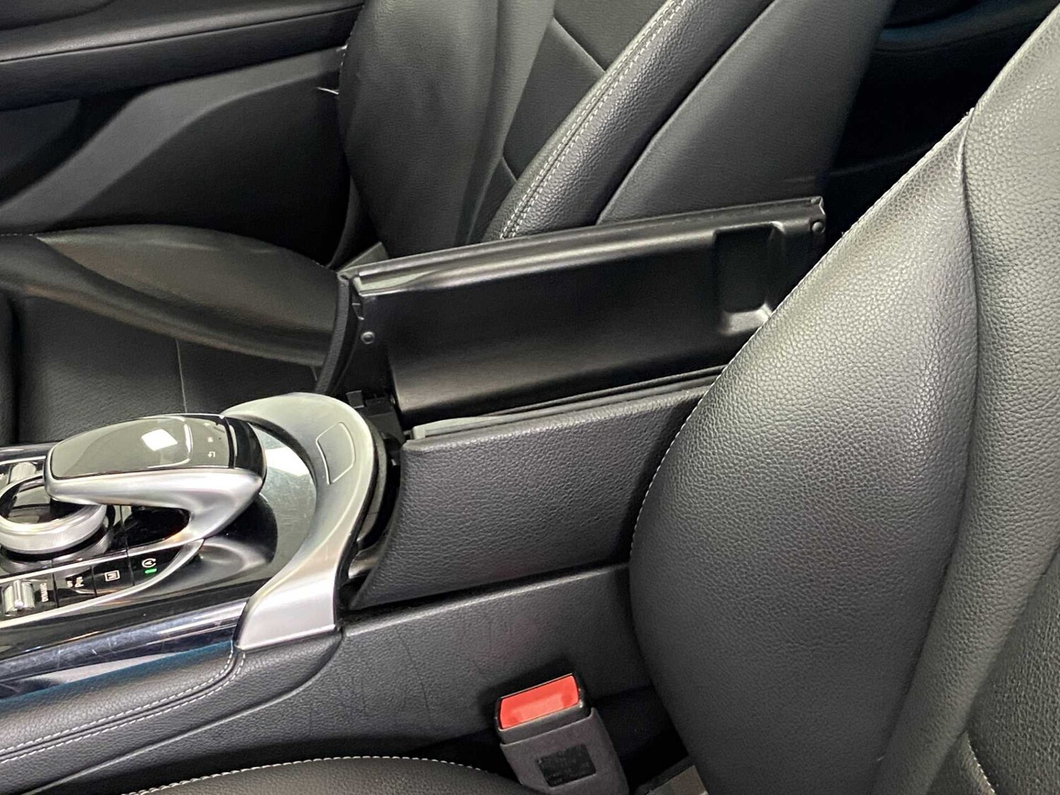 Used Mercedes-Benz GLC 2019 for sale - 76351709: Photo 18