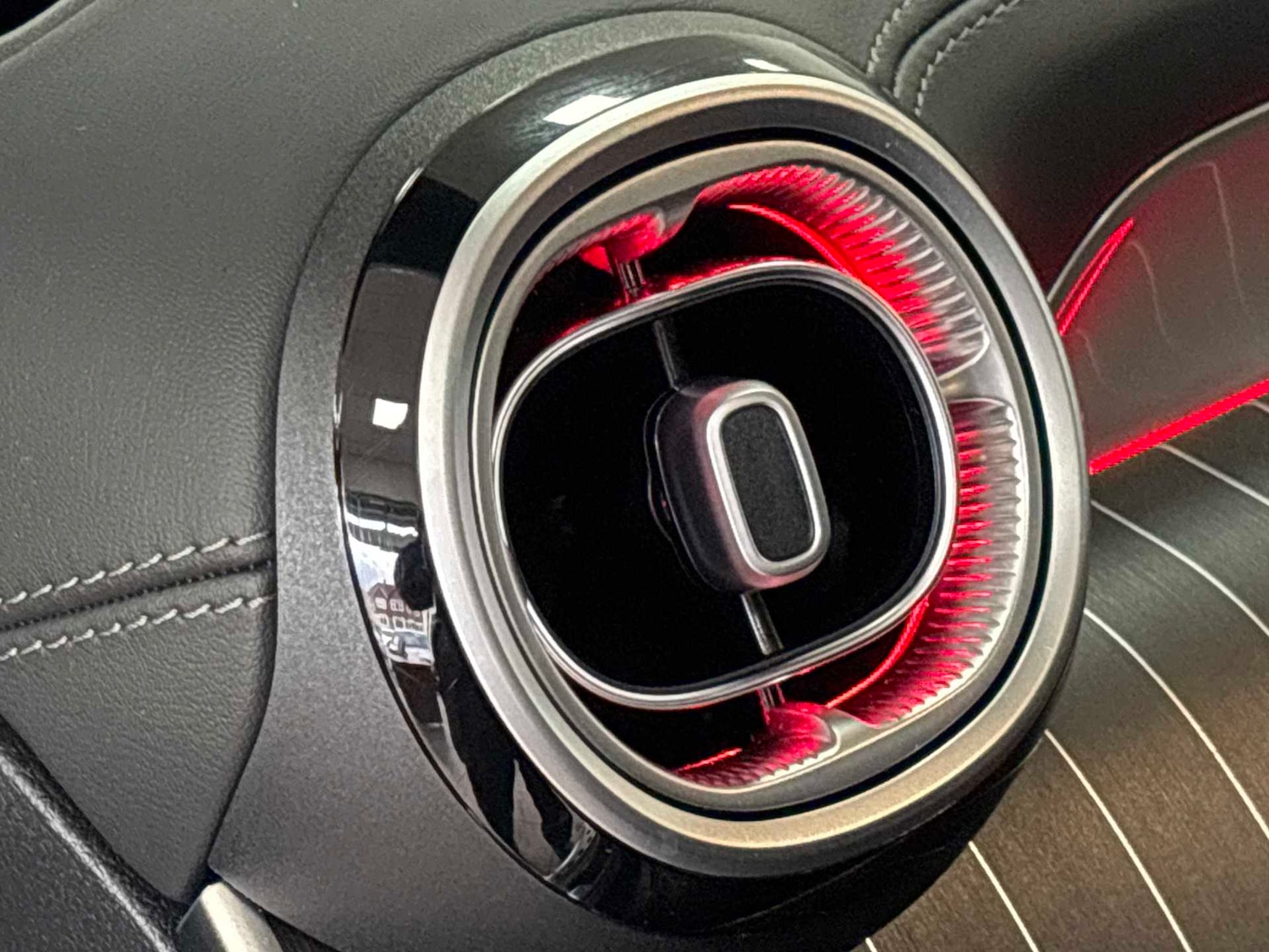 Used Mercedes-Benz GLC 2025 for sale - 77281870: Photo 31