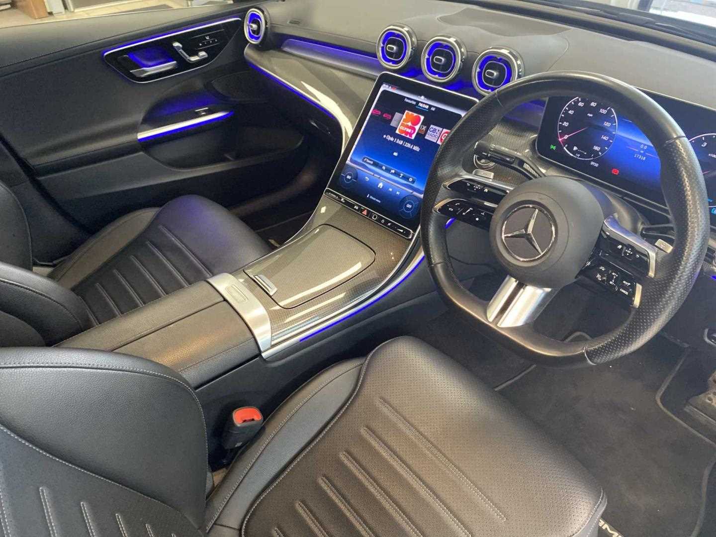 Used Mercedes-Benz C Class 2024 for sale - 76692098: Photo 14