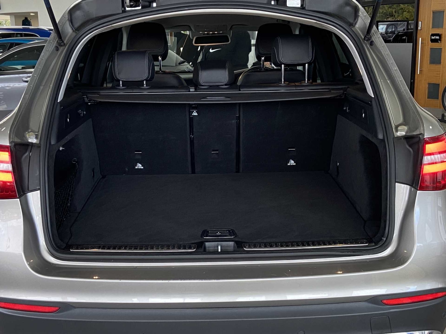 Used Mercedes-Benz GLC 2019 for sale - 76692179: Photo 11