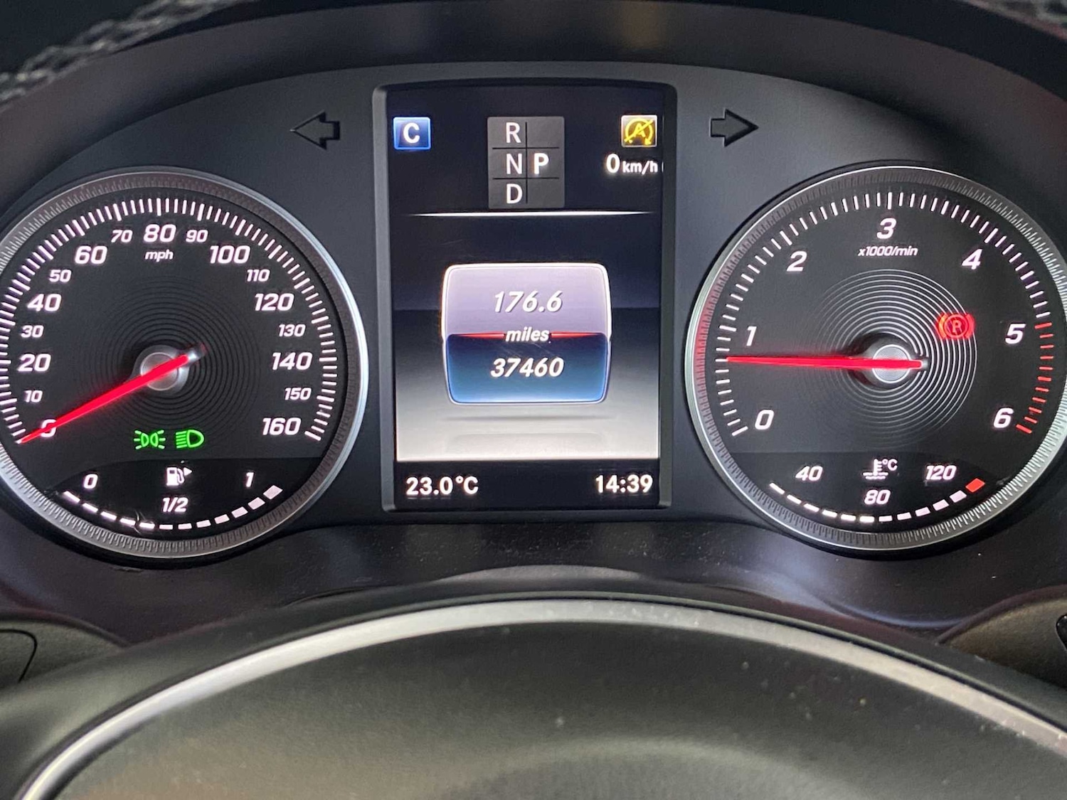 Used Mercedes-Benz GLC 2019 for sale - 76692179: Photo 27