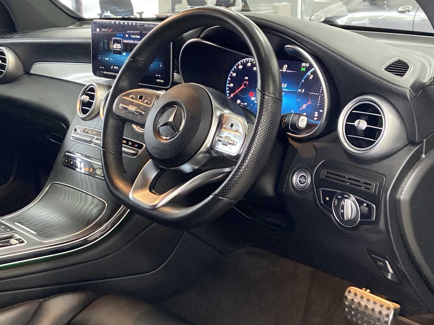 Used Mercedes-Benz GLC 2022 for sale - 76141540: Photo 27