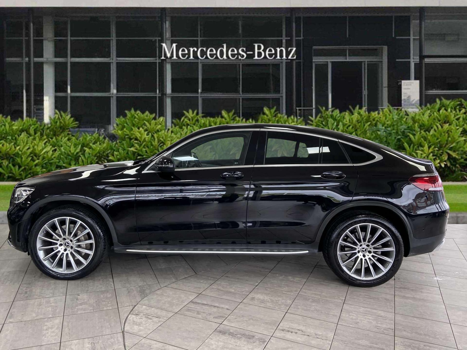 Used Mercedes-Benz GLC 2022 for sale - 76141540: Photo 3