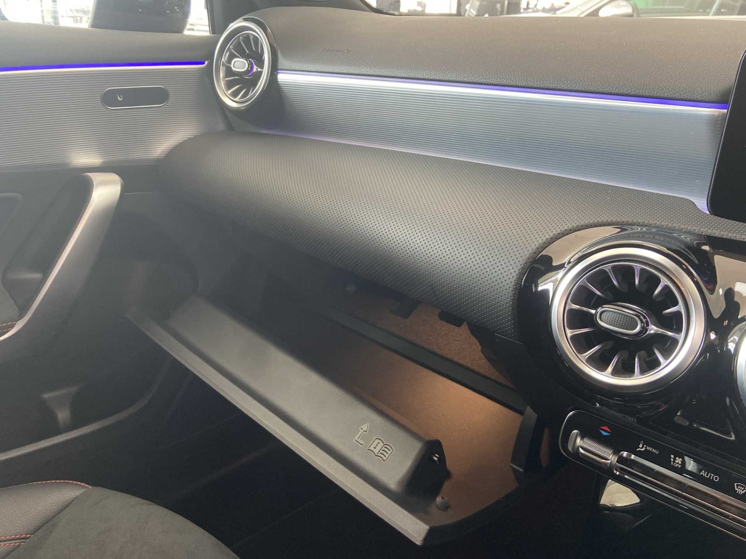 Used Mercedes-Benz A-Class 2022 for sale - 76745956: Photo 31