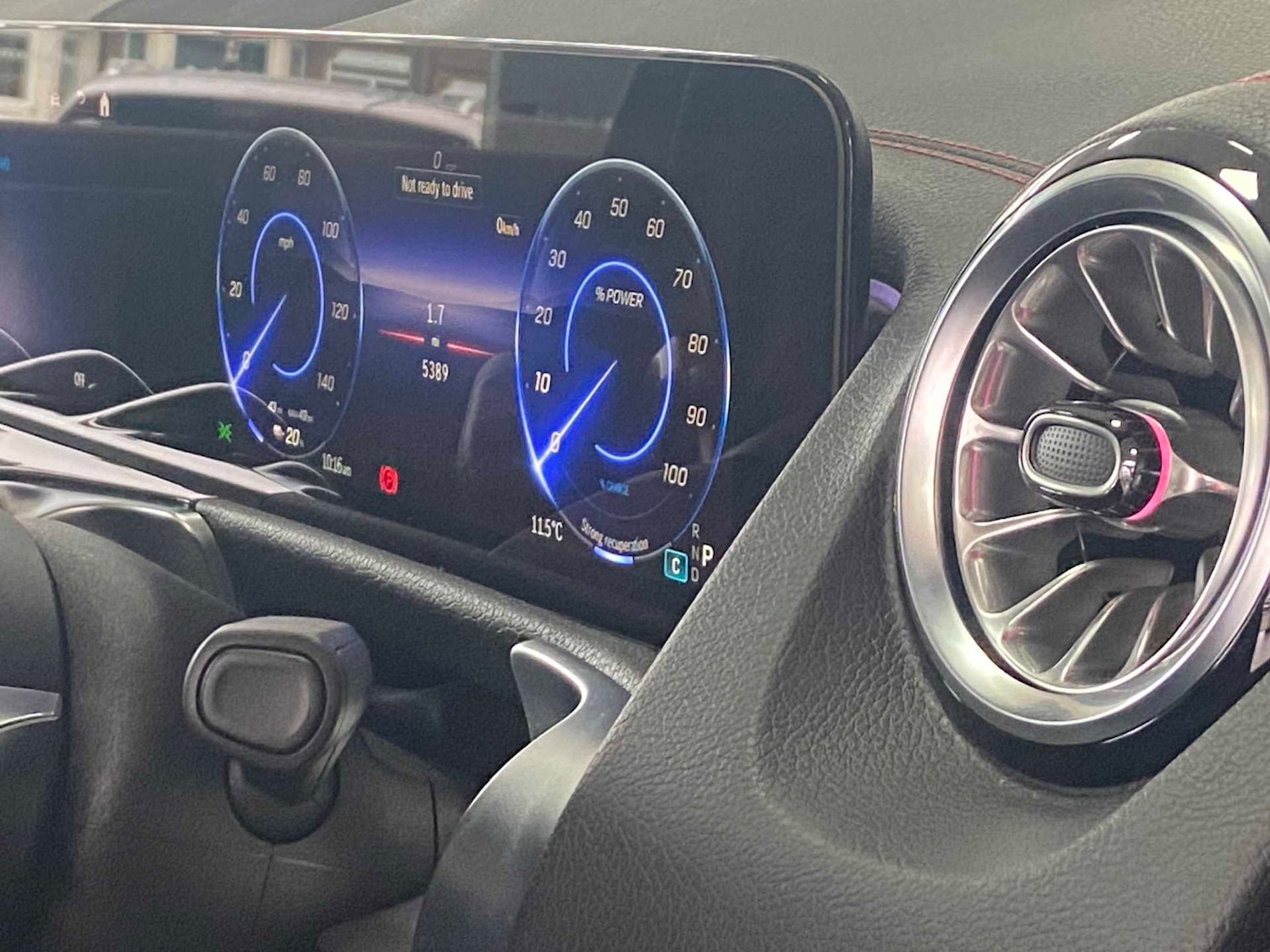 Used Mercedes-Benz EQB 2025 for sale - 76718076: Photo 31