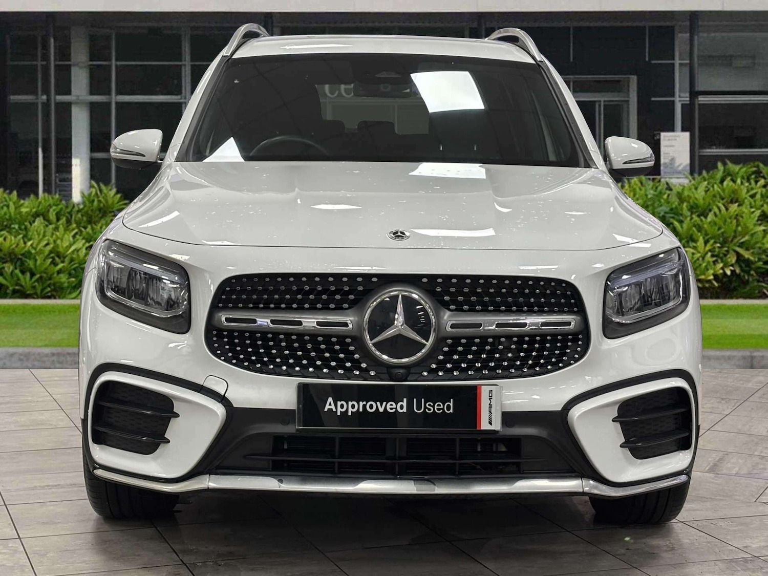 Used Mercedes-Benz GLB 2025 for sale - 77011204: Photo 2