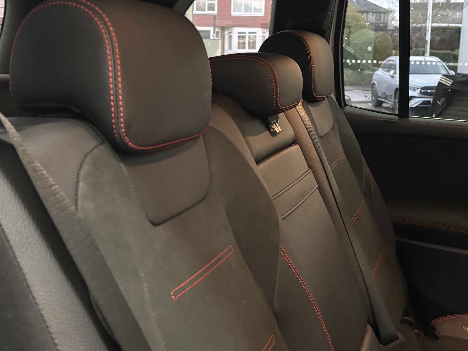 Used Mercedes-Benz GLB 2025 for sale - 77011204: Photo 30